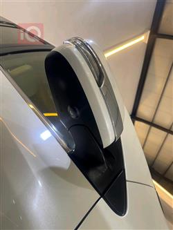 تۆیۆتا لاند کروزەر